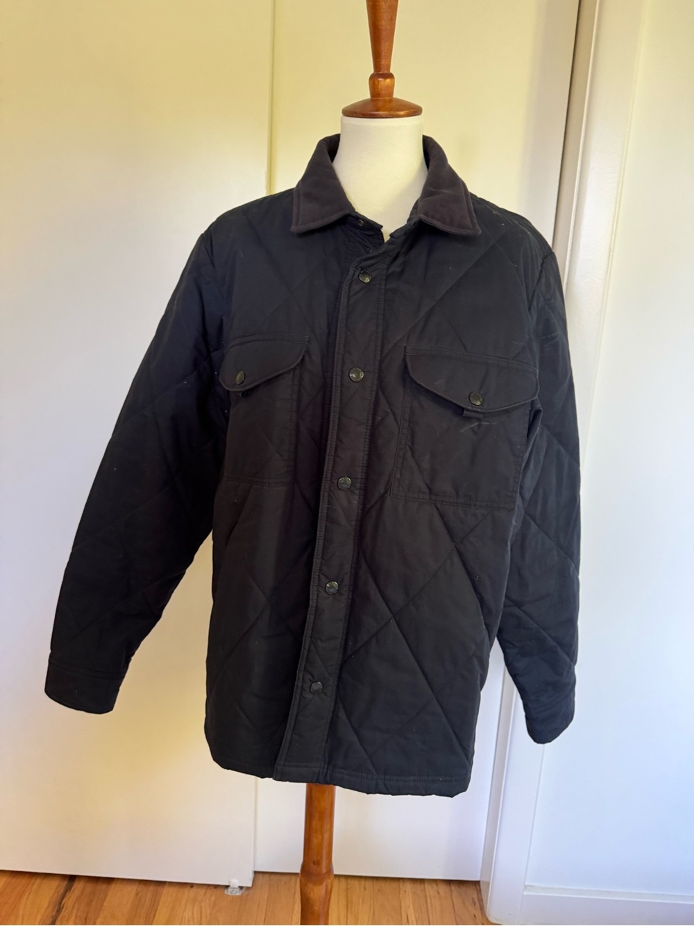 Filson Men's Quilted Navy Blue Button-Front Jacket